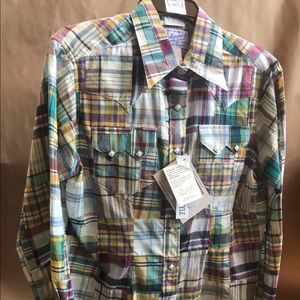 Rockmount 100%cotton ladies shirt.